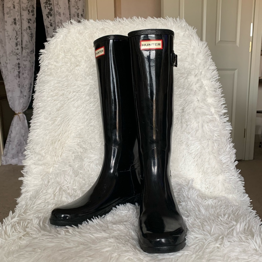 HARDLY EVER WORN Hunter Rain Boots